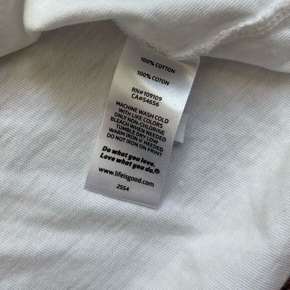 Women’s XXL Life is Good White Long Sleeve Shirt with Snowflake Peace treeDesign - Picture 11 of 13